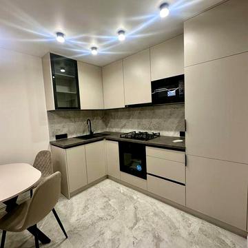 Продається 2км квартира, вул. Смакули, новобудова