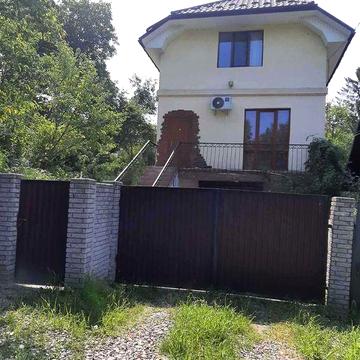 Здається будинок в центрі міста