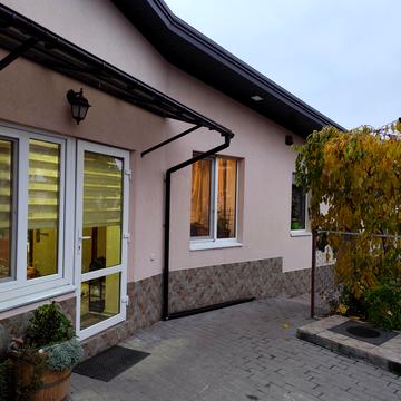 Мукачівська вул.