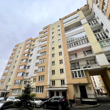 Князя Святослава пл., 5