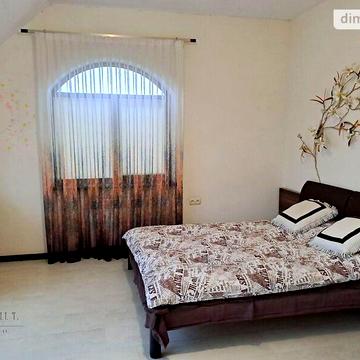 Довгострокова оренда 4к Дім Дубовика вулиця