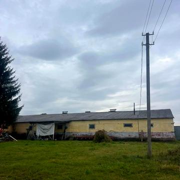 Весела вул., 38