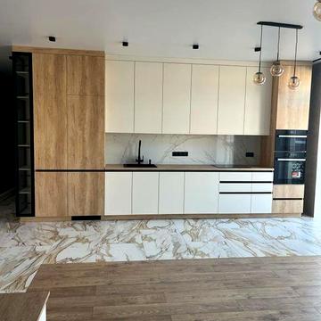 Продається 3х кімнатна квартира в центрі міста.Новобудова,Набережна