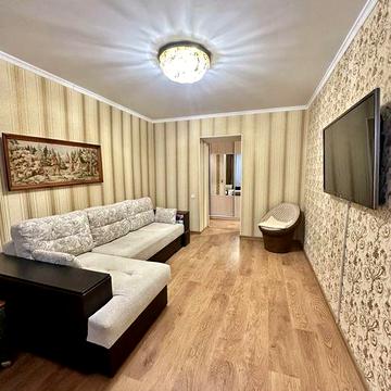 Під завдатком! Затишна 2 кімнатна квартира на Митниці