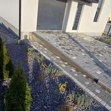 Якісний будинок з новим ремонтом