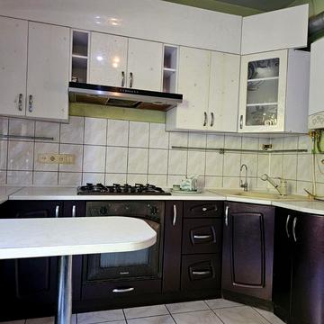 Сергія Єфремова вул. (Академіка Вавілова)