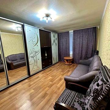 2 кімнатна квартира центр міста дружба АГО