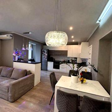 Оренда 2-кім квартири по вул. Княгині Ольги "Ренуар"