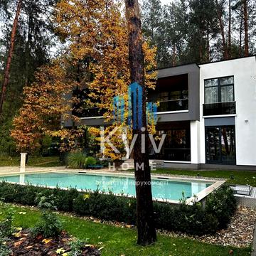 Першотравнева вул.