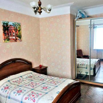 Сдам 2-ком.кв.,м.Научная.Без залога