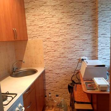 Продам гостинку з ремонтом