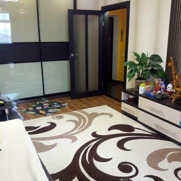 Генерала Бочарова, 42