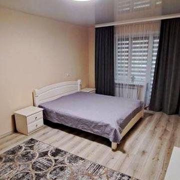 Продаж  1 -к квартири район Відродження