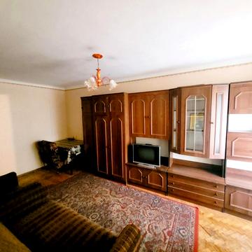 Пост-Волинська вул., 2/103