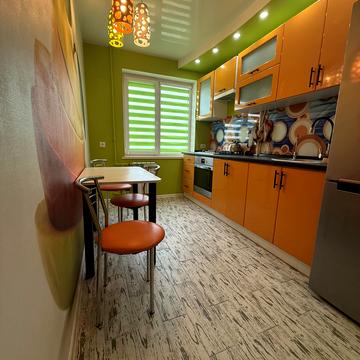 Слобожанський просп. (ім. газети Правда), 8/4