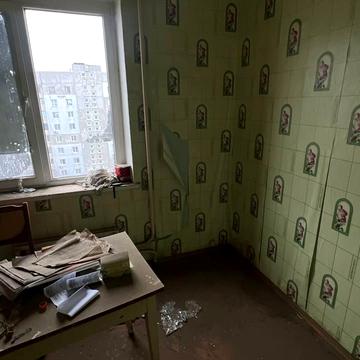 12-та Поздовжня вул., 1а