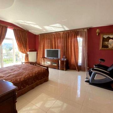 2-х поверховий будинок, Велика Данилівка, 285 м2.