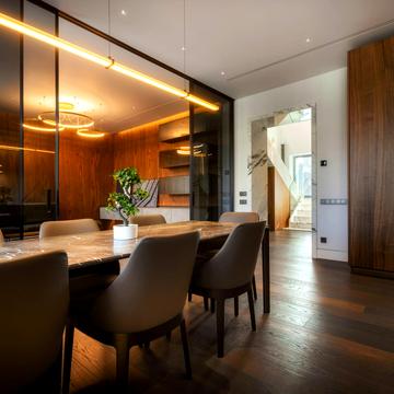 Академіка Богомольця вул., 7/14