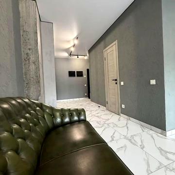 Набережна Перемоги вул., 40-Д