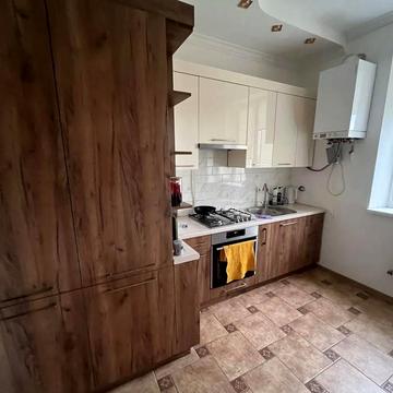 Січових Стрільців вул., 33