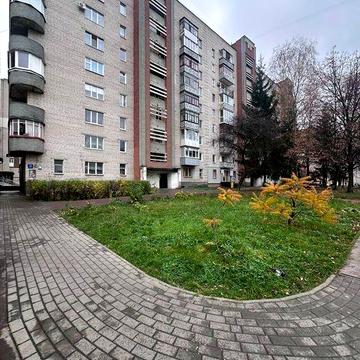 Продаж 2-кімнатної квартири біля РАГСу