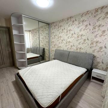 Юрія Іллєнка вул. (Мельникова), 5