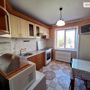 Продаж 3к Квартира Зарічанська вулиця