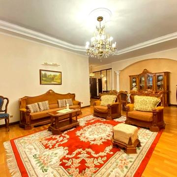 Євгена Чикаленка вул. (Пушкінська), 32-Б