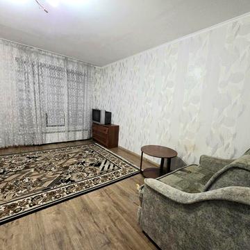 Здам 1 кімнатну квартиру в центрі міста Буча.  Можна з дітьми