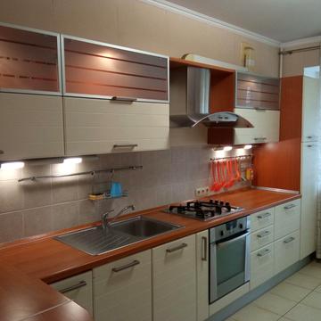 Добровольців вул. (Маршала Говорова), 3а