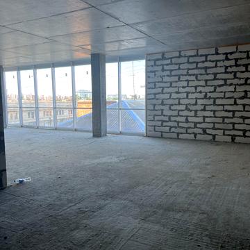 майдан Перемоги пл., 45