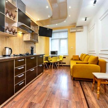 Велика Васильківська вул. (Червоноармійська), 20