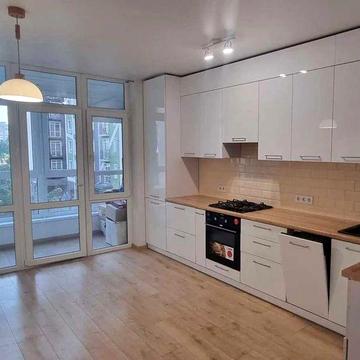 2кім Квартира в Затишному Районі