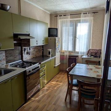 Оренда 4 кім квартири Хоткевича (Шувар)