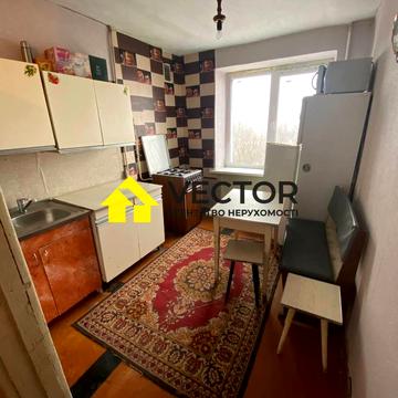 Київське шосе, 48