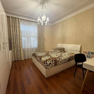 Миру просп. (Леніна), 2