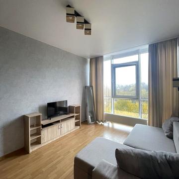 Болгарська вул., 87