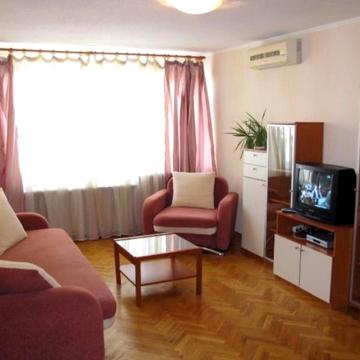 Лесі Українки бульв., 7