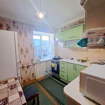 1 кімнатна в цетрі міста з меблями та технікою