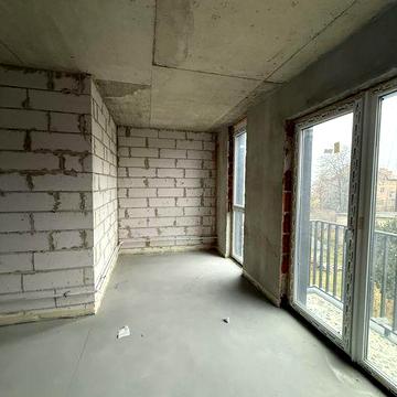 Квартира готова до ремонту 10хв від центру 3 поверх