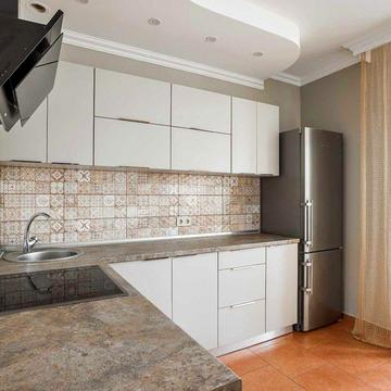 сдам 1 комн. квартиру в ЖК Альтаир 1 , долгосрочно.