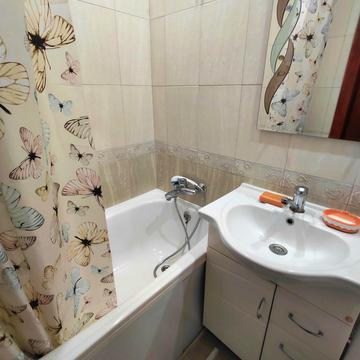 Горького, 38