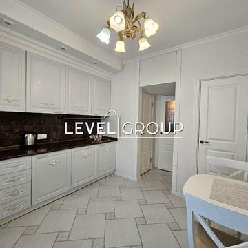 Шовковична вул., 29