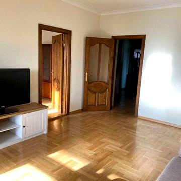 Здається трьох кімнатна квартира Львів