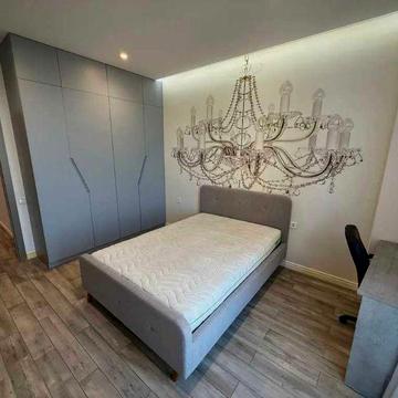 Продам 2-х комнатная квартира с ремонтом ЖК Панорама Средний этаж Парк ЖК Panorama