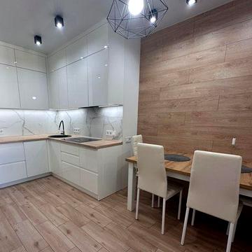 Продам 2к квартиру в новобудові ЖК Миру 2, вихід з метро Т. Завод ЖК мира 2