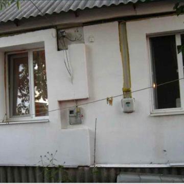 Продам пол дома  пос Высокий Свой двор. Тихий район. Отличная цена TB