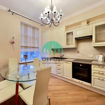 Лесі Українки вул., 1