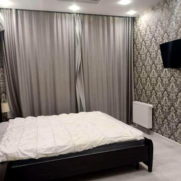 Драгоманова вул., 2-Б