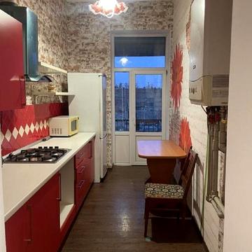 Прохоровська вул., 17